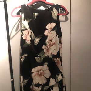 Dress by Aqua at Bloomingdales size large fits 8
